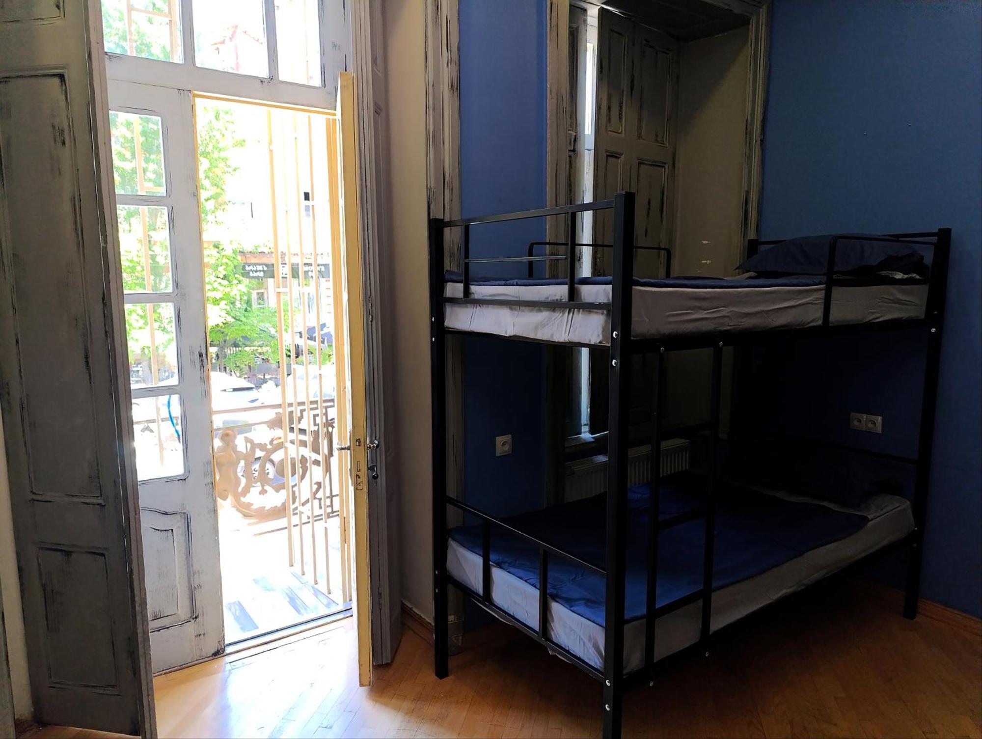 J Square Hostel Tbilisi Exterior photo