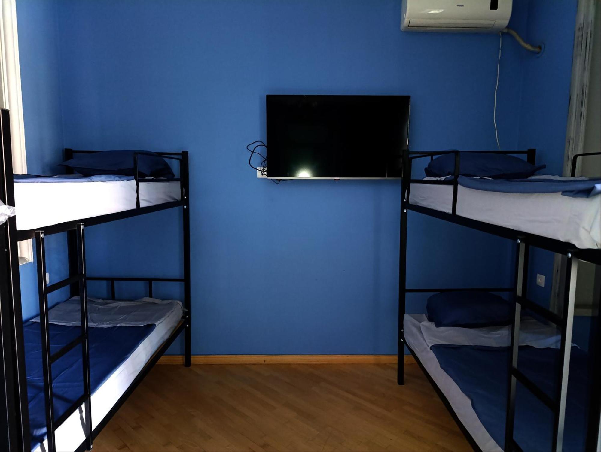 J Square Hostel Tbilisi Exterior photo